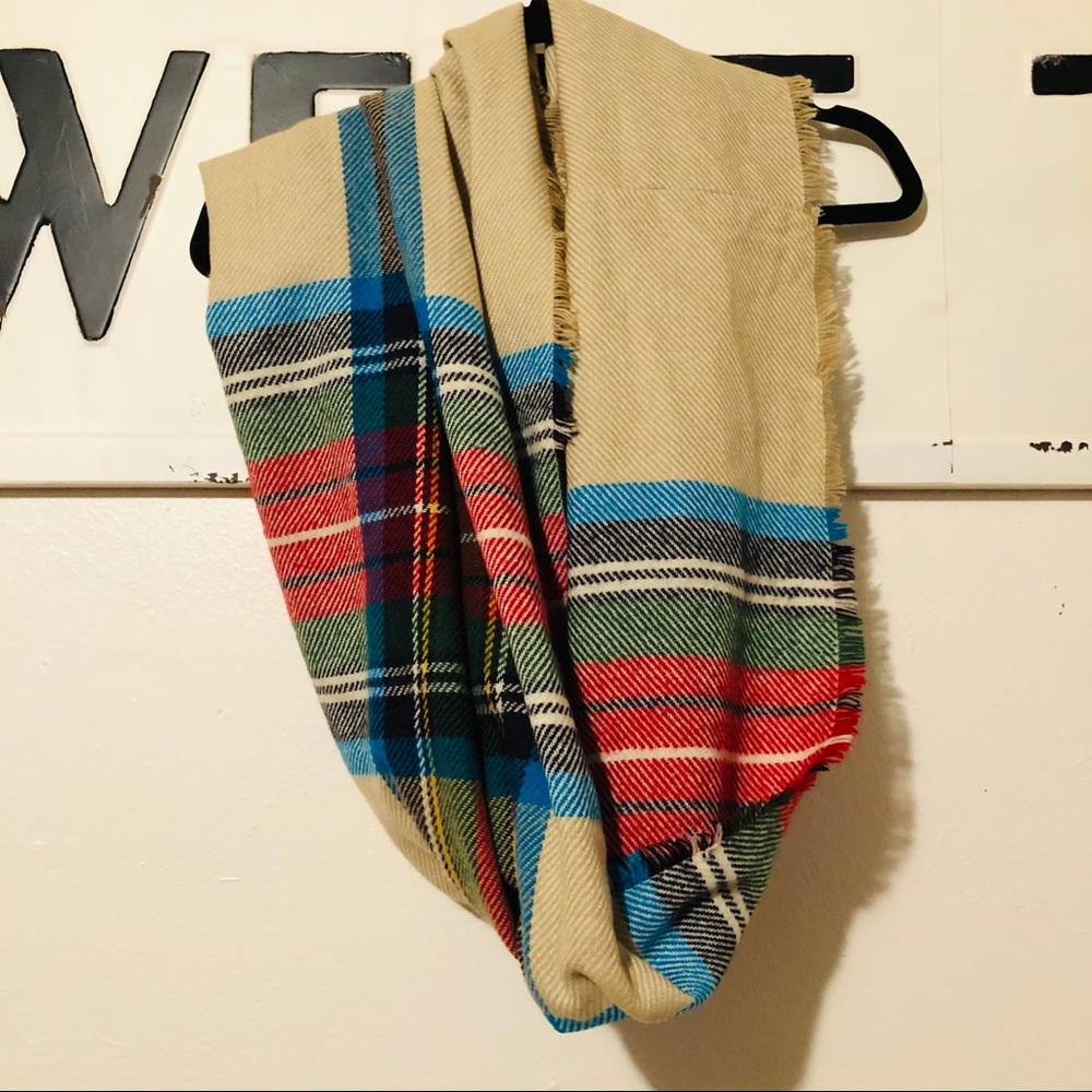 Infinity scarf - Picture 2 of 2